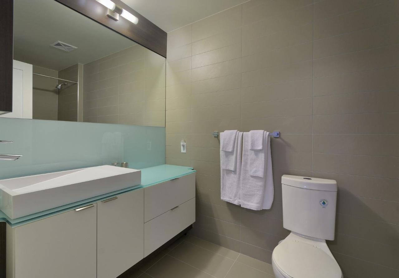 เดลสวีท - 300 ฟรอนต์ สตรีท - ดาวน์ทาวน์ โทรอนโต Hotel โตรอนโต ภายนอก รูปภาพ