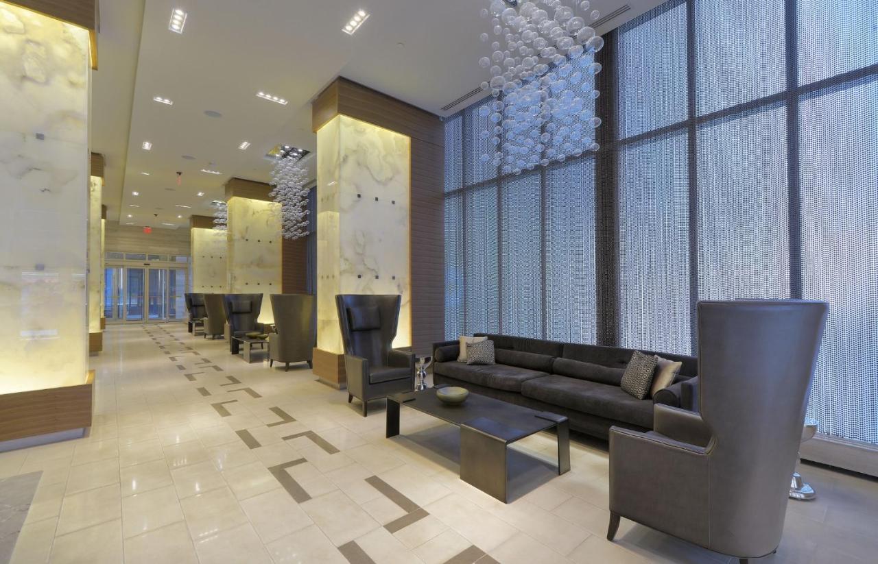 เดลสวีท - 300 ฟรอนต์ สตรีท - ดาวน์ทาวน์ โทรอนโต Hotel โตรอนโต ภายนอก รูปภาพ