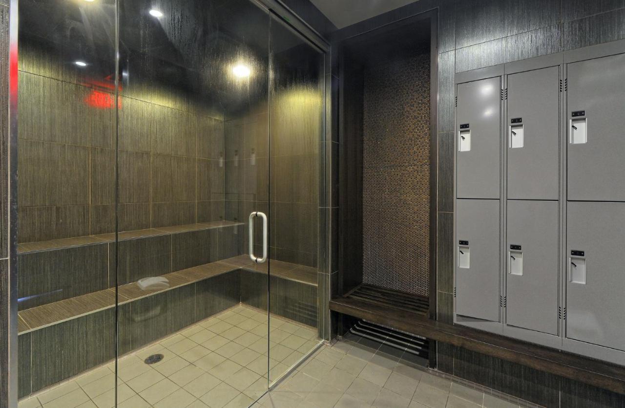 เดลสวีท - 300 ฟรอนต์ สตรีท - ดาวน์ทาวน์ โทรอนโต Hotel โตรอนโต ภายนอก รูปภาพ